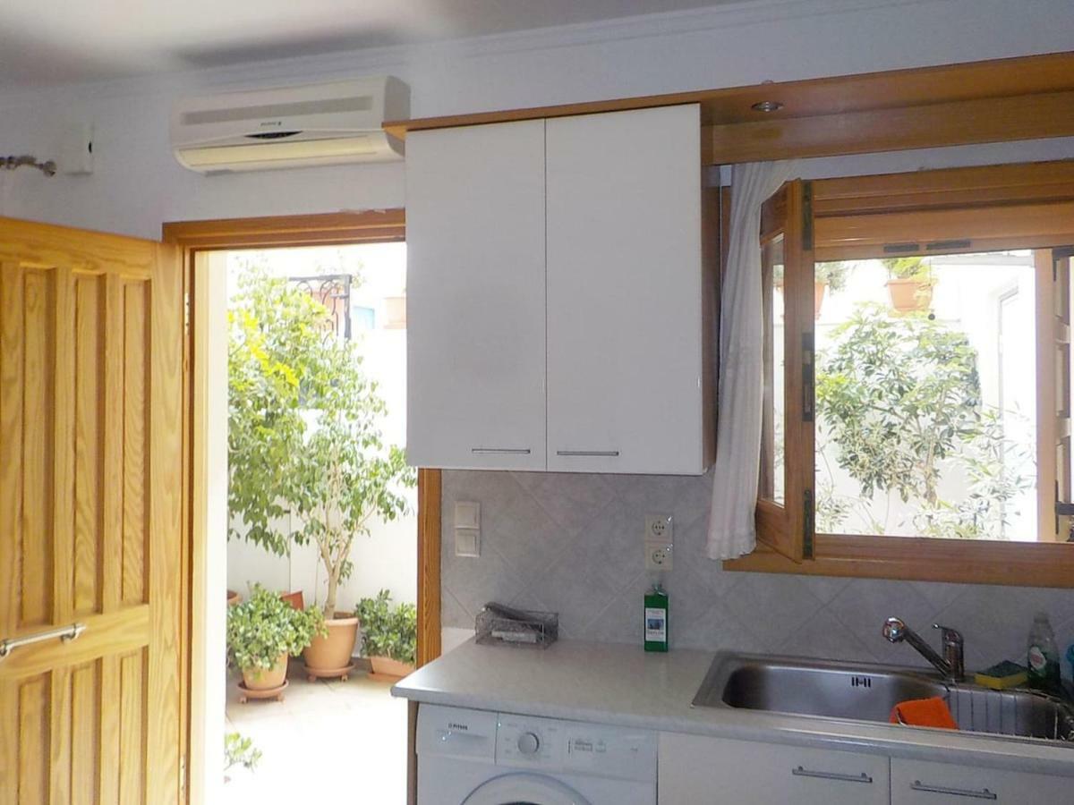 Independent Agapitos Apart , 2Bdrm, Private Patio Naxos City Exterior foto